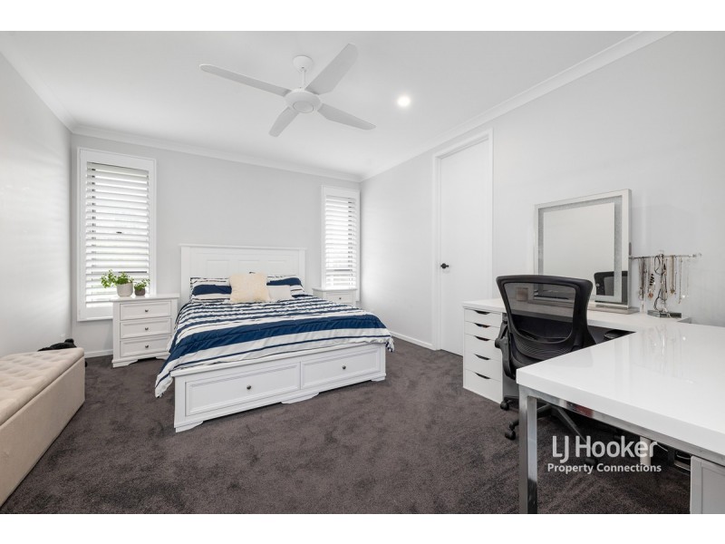 26 Desertrose Crescent, Bridgeman Downs QLD 4035