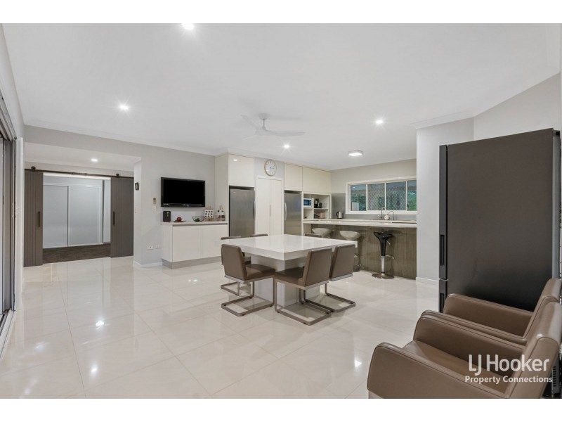 14 Raven Court, Warner QLD 4500