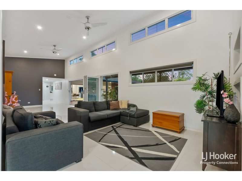14 Raven Court, Warner QLD 4500