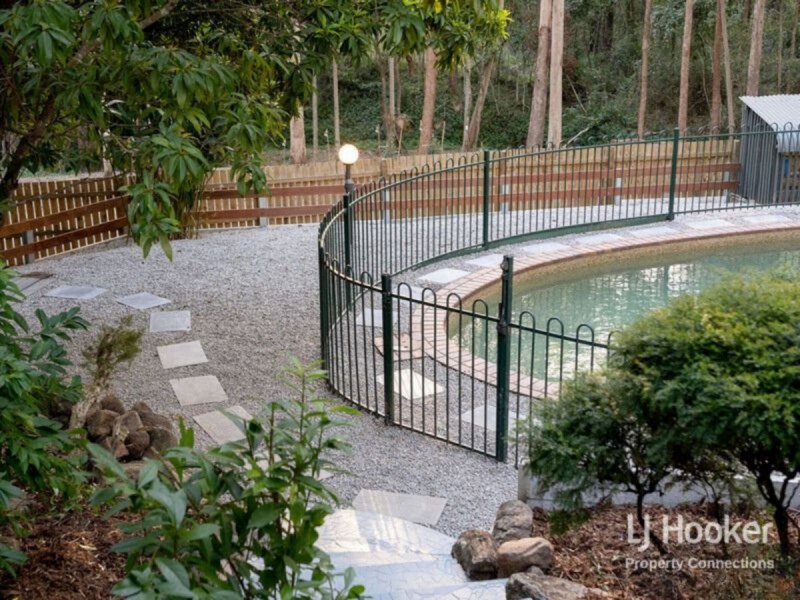 9 Ireland Court, Cashmere QLD 4500