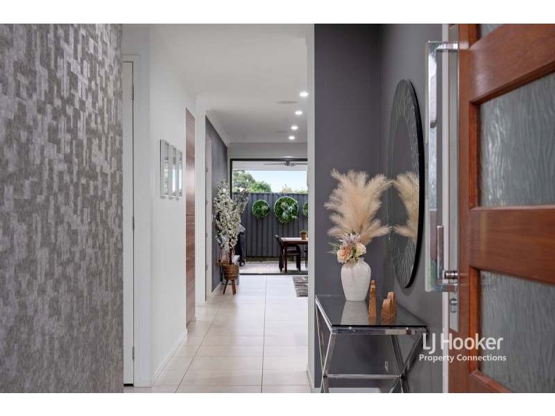 5 Sovereign Place, Bridgeman Downs QLD 4035