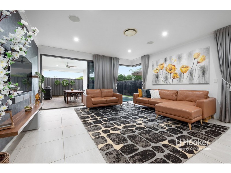 5 Sovereign Place, Bridgeman Downs QLD 4035