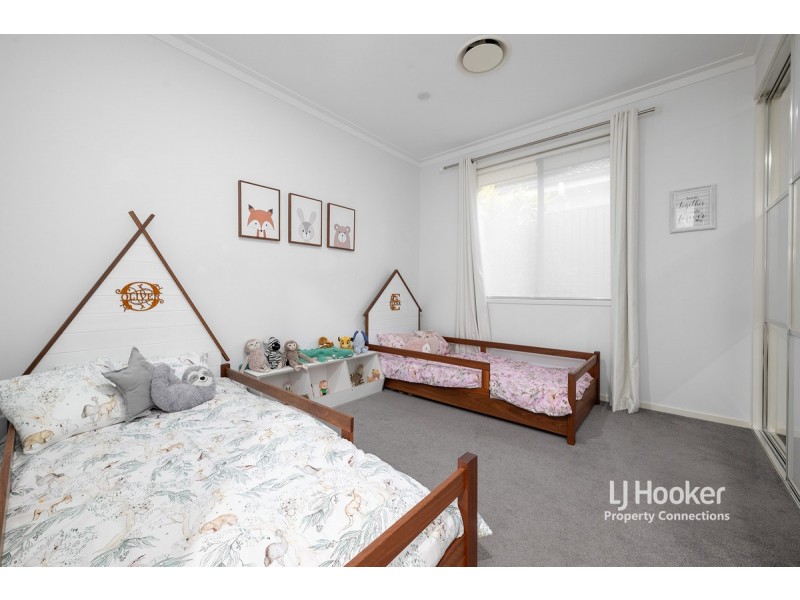 5 Sovereign Place, Bridgeman Downs QLD 4035