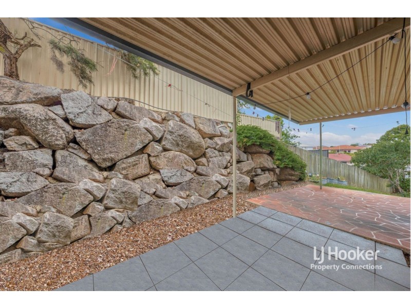 6 Talisman Court, Eatons Hill QLD 4037
