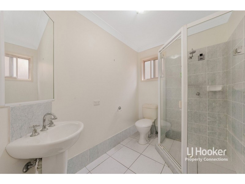 6 Talisman Court, Eatons Hill QLD 4037