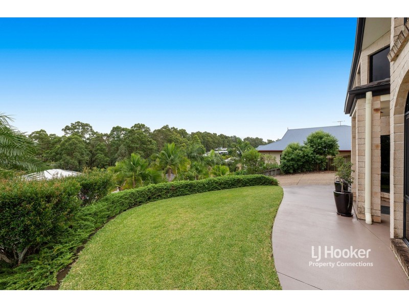 153 Saraband Drive, Eatons Hill QLD 4037