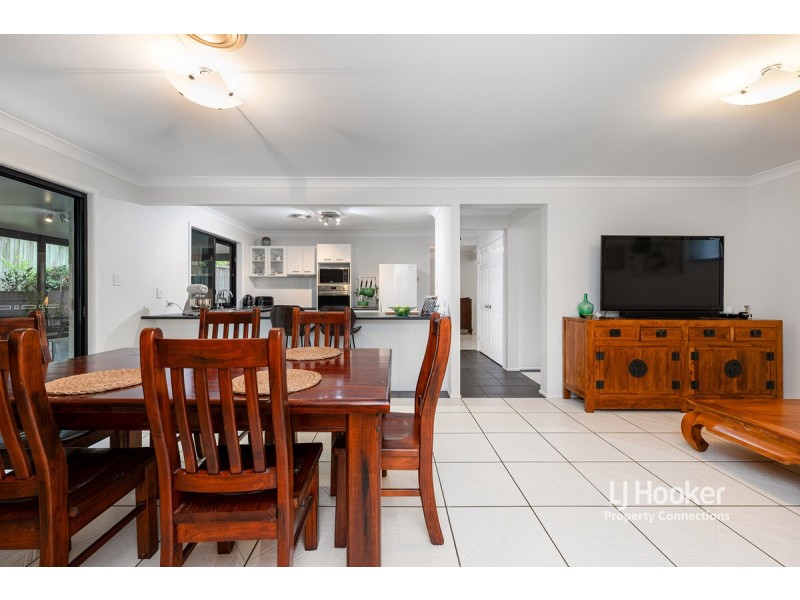 153 Saraband Drive, Eatons Hill QLD 4037