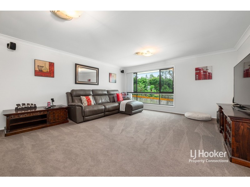 153 Saraband Drive, Eatons Hill QLD 4037