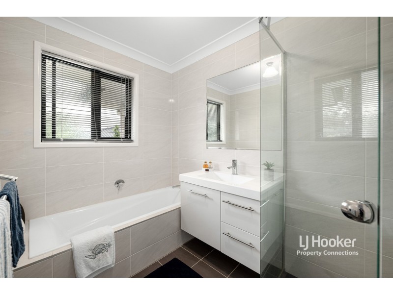 153 Saraband Drive, Eatons Hill QLD 4037