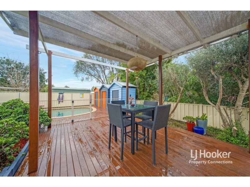 6 Willow Street, Albany Creek QLD 4035