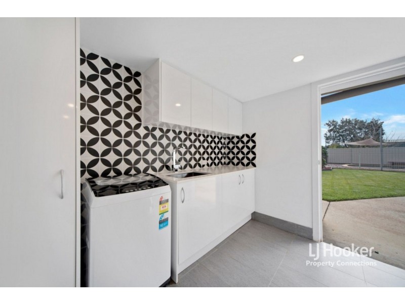6 Willow Street, Albany Creek QLD 4035