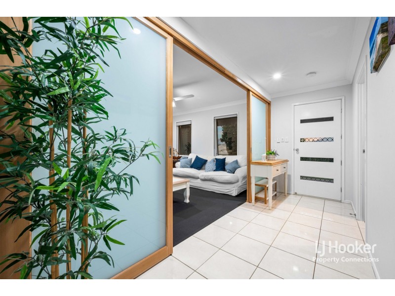 16 Barambah Circuit, Warner QLD 4500