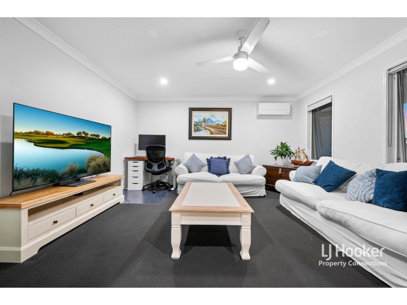 16 Barambah Circuit, Warner QLD 4500