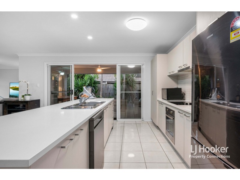 16 Barambah Circuit, Warner QLD 4500