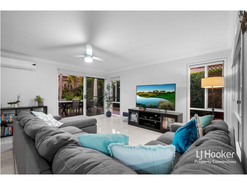 16 Barambah Circuit, Warner QLD 4500