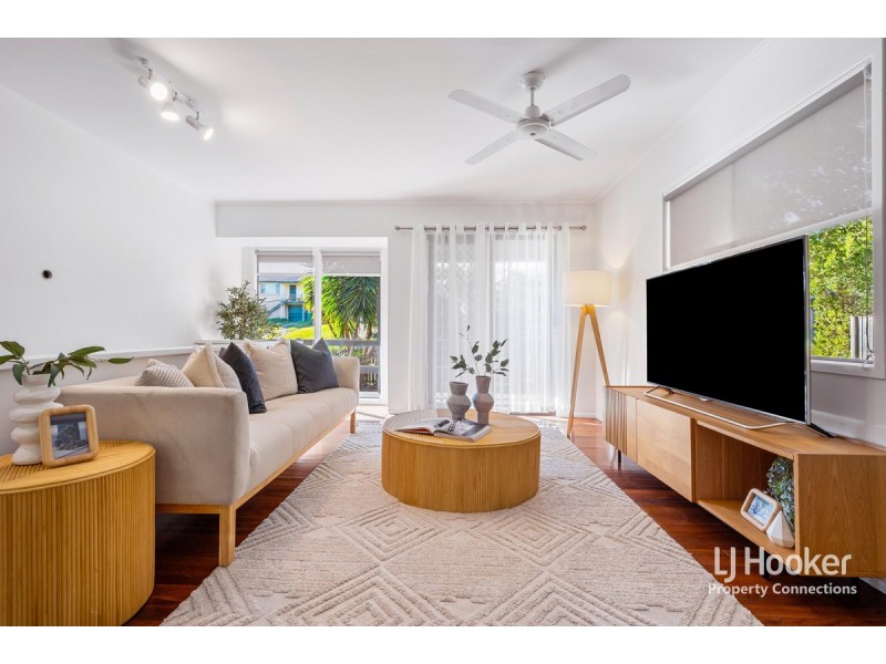 13 Elaroo Crescent, Ferny Hills QLD 4055
