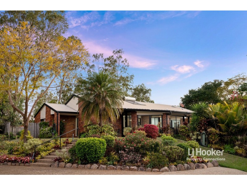 8 Sarah Court, Eatons Hill QLD 4037