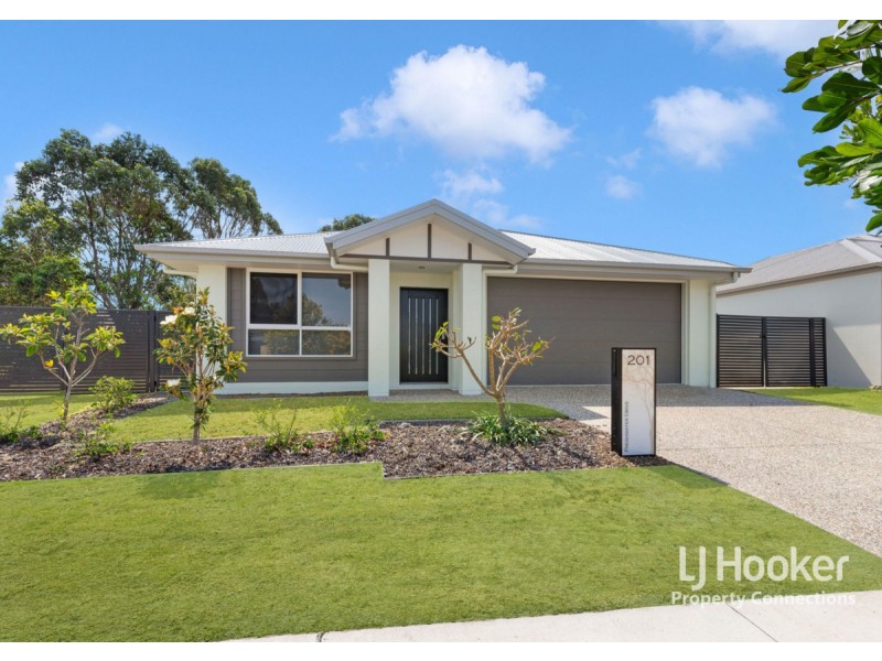 201 Freshwater Drive, Banksia Beach QLD 4507