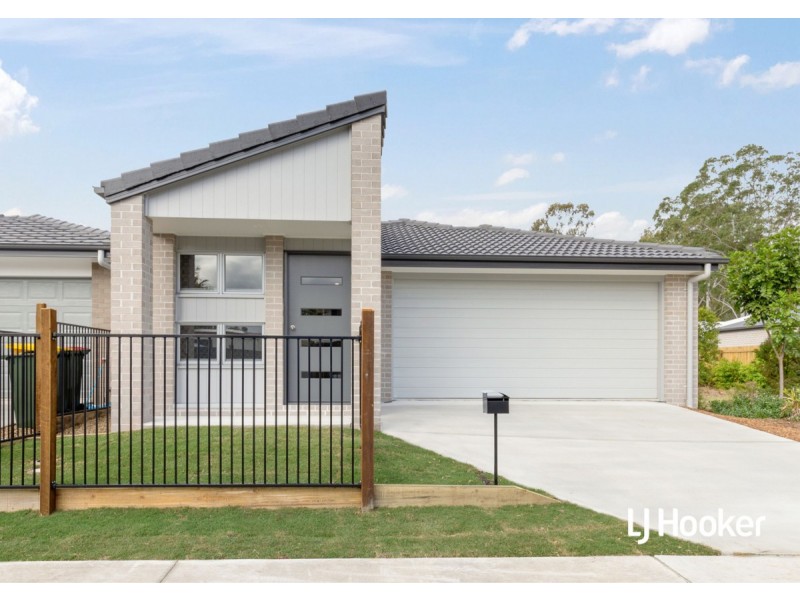 21 Isis Road, Lawnton QLD 4501