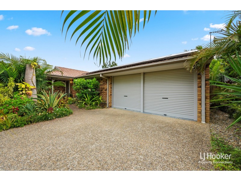 11 Elwood Court, Albany Creek QLD 4035