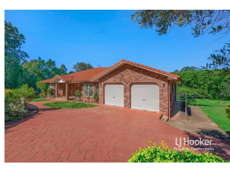 93 Bridgeman Road, Bridgeman Downs QLD 4035