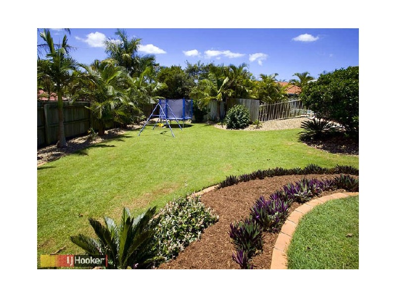 42 Marina Court, Eatons Hill QLD 4037