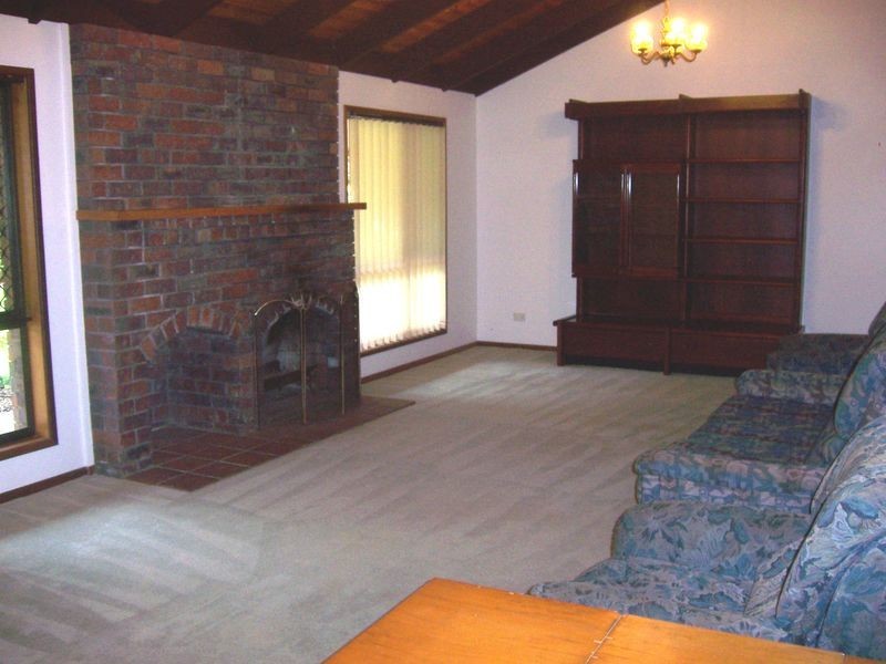 1 Sally Court, Warner QLD 4500