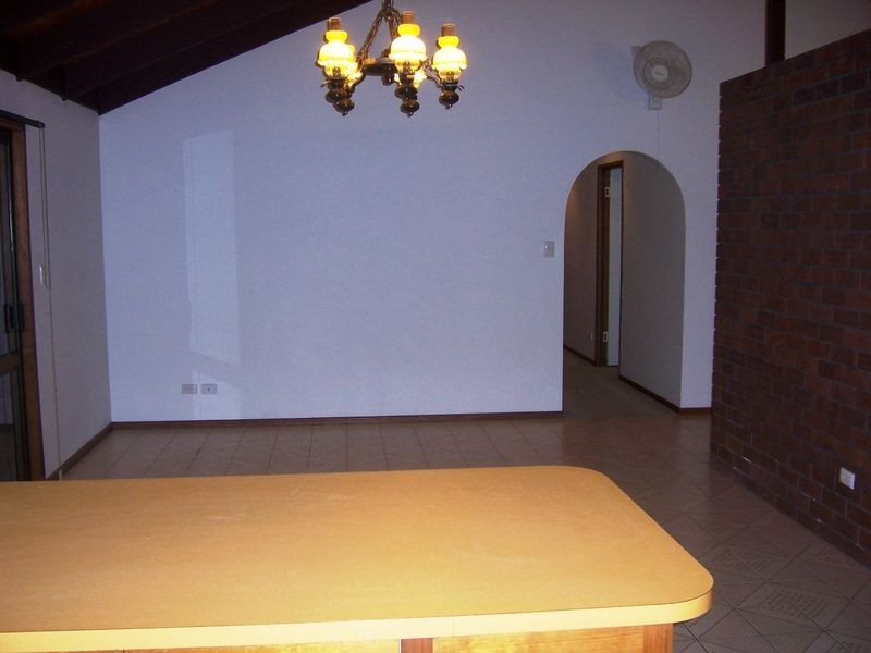 1 Sally Court, Warner QLD 4500