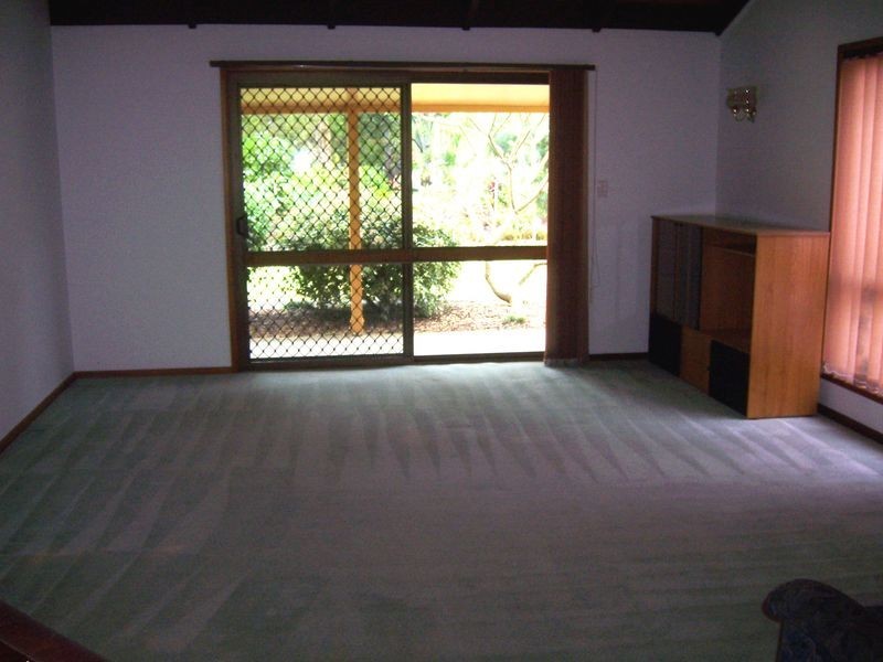 1 Sally Court, Warner QLD 4500