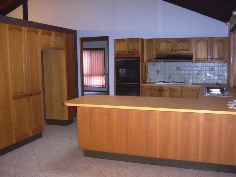 1 Sally Court, Warner QLD 4500