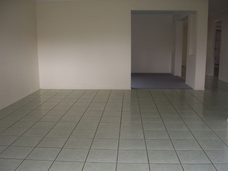 15 Grevillea Place, Bridgeman Downs QLD 4035