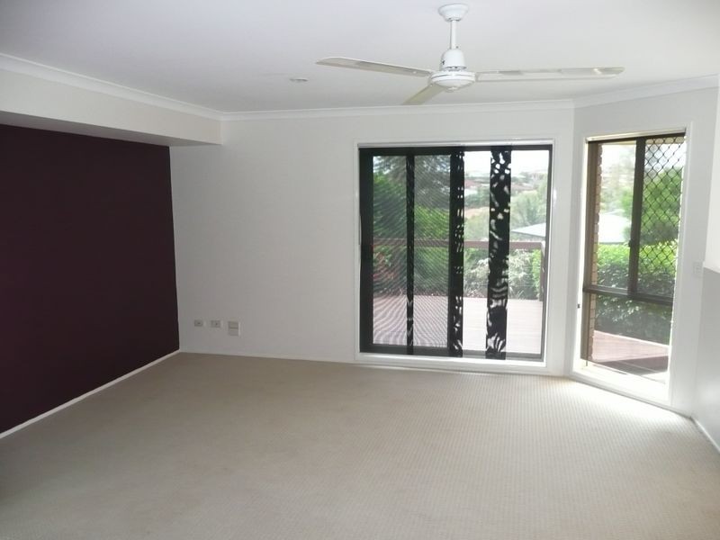 11 Wivenhoe Avenue, Albany Creek QLD 4035