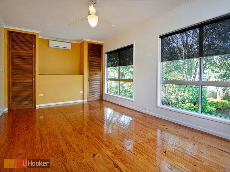 24 Boona Street, Petrie QLD 4502