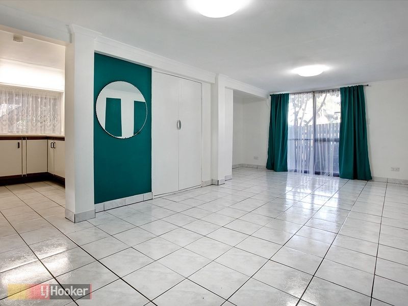 24 Boona Street, Petrie QLD 4502