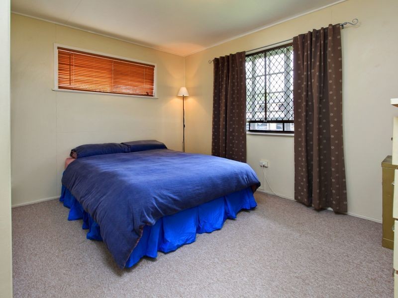 6 Caradon Street, Albany Creek QLD 4035