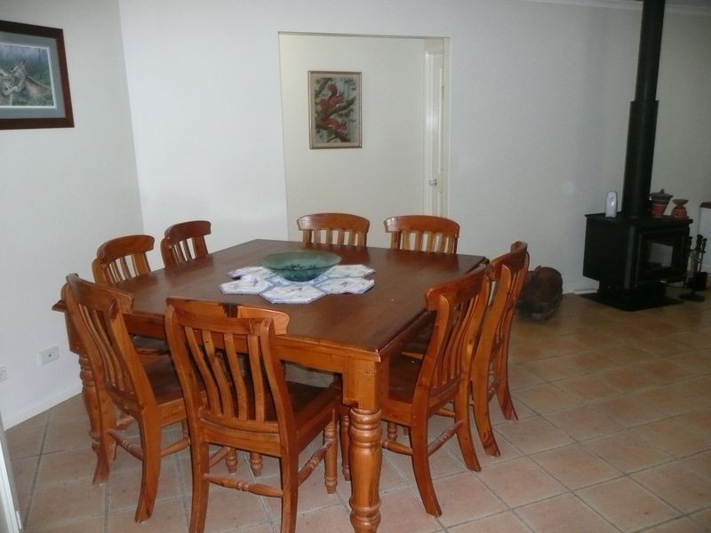 17 Saraband Drive, Eatons Hill QLD 4037