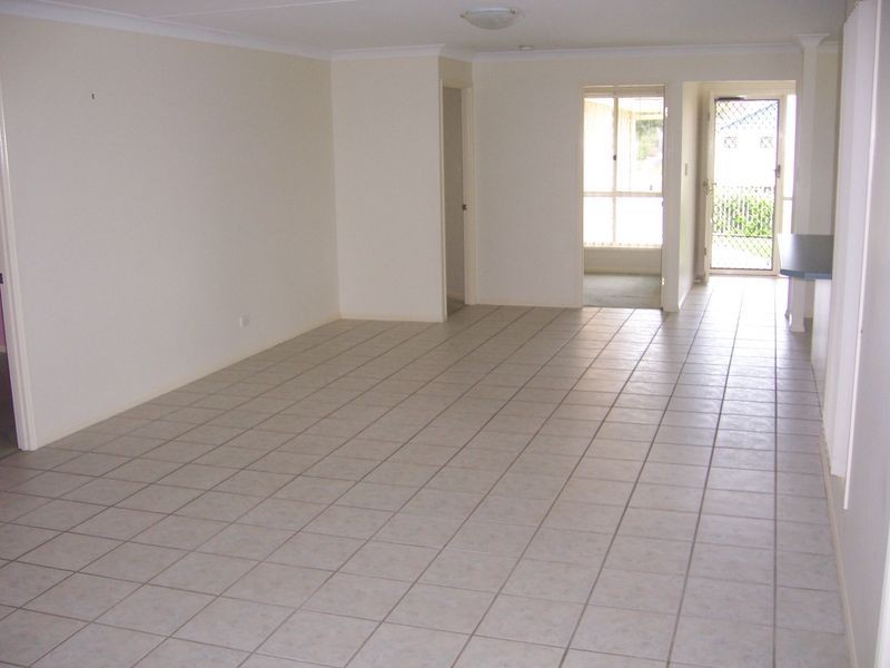 21 Valencia Court, Eatons Hill QLD 4037