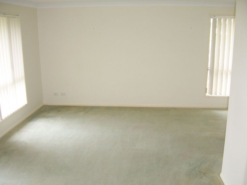 21 Valencia Court, Eatons Hill QLD 4037