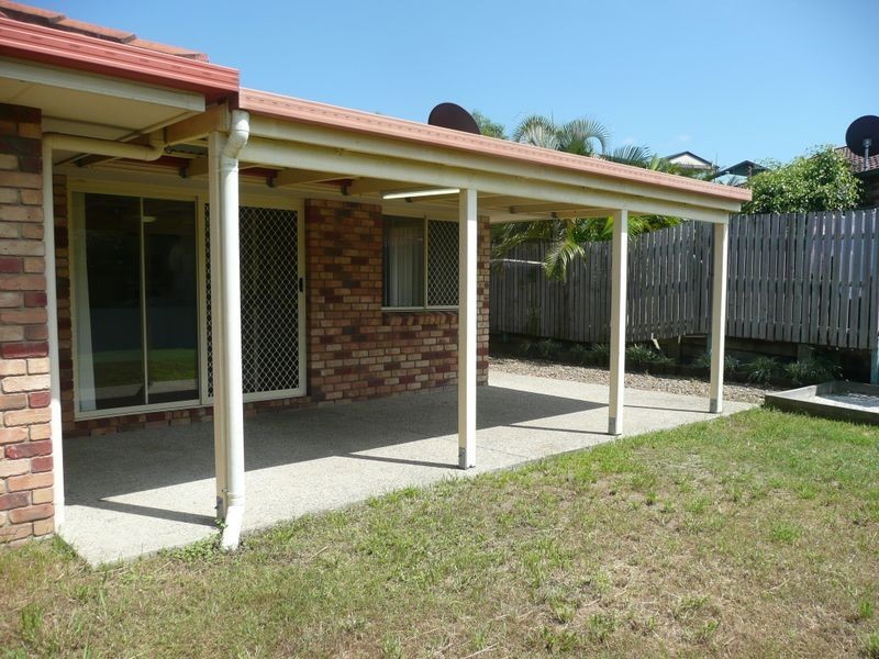 10 Valencia Court, Eatons Hill QLD 4037