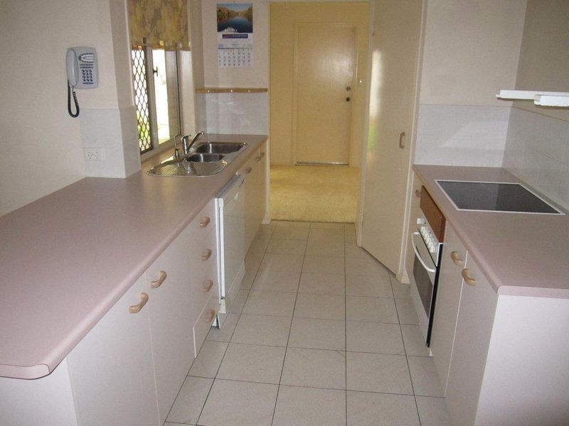 11 Elwood Court, Eatons Hill QLD 4037