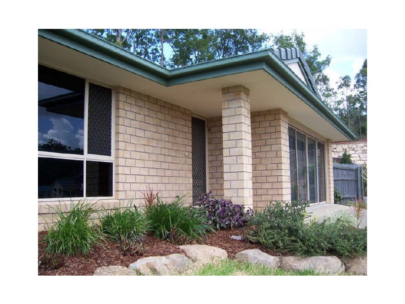 9 Bassino Court, Eatons Hill QLD 4037