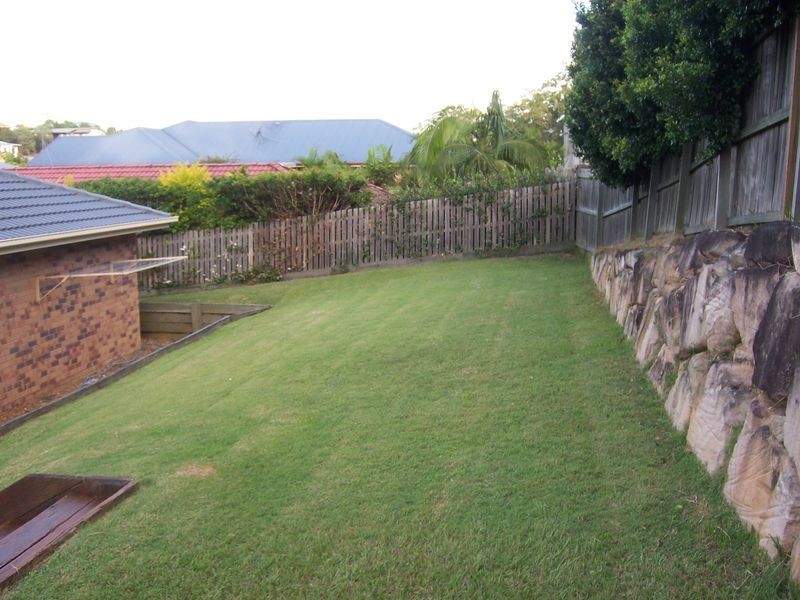 140 Saraband Drive, Eatons Hill QLD 4037