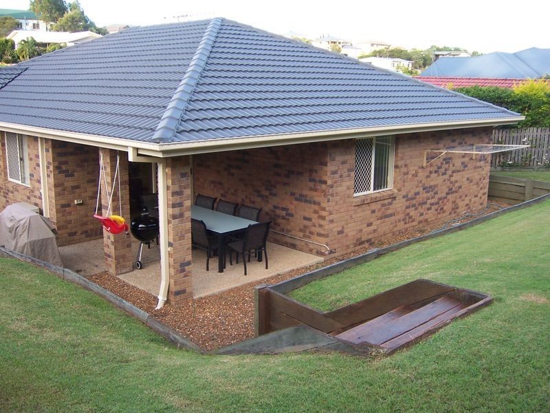 140 Saraband Drive, Eatons Hill QLD 4037