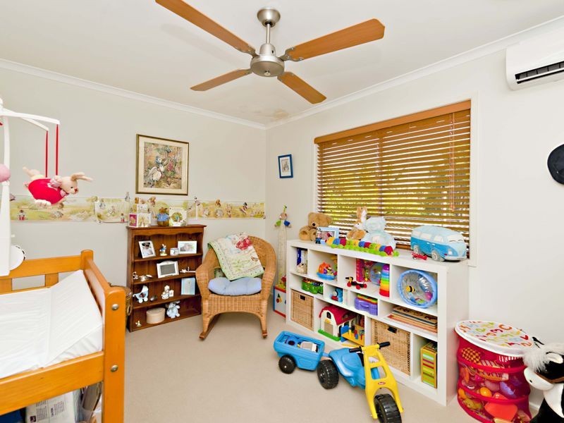 45 Folkstone Avenue, Albany Creek QLD 4035