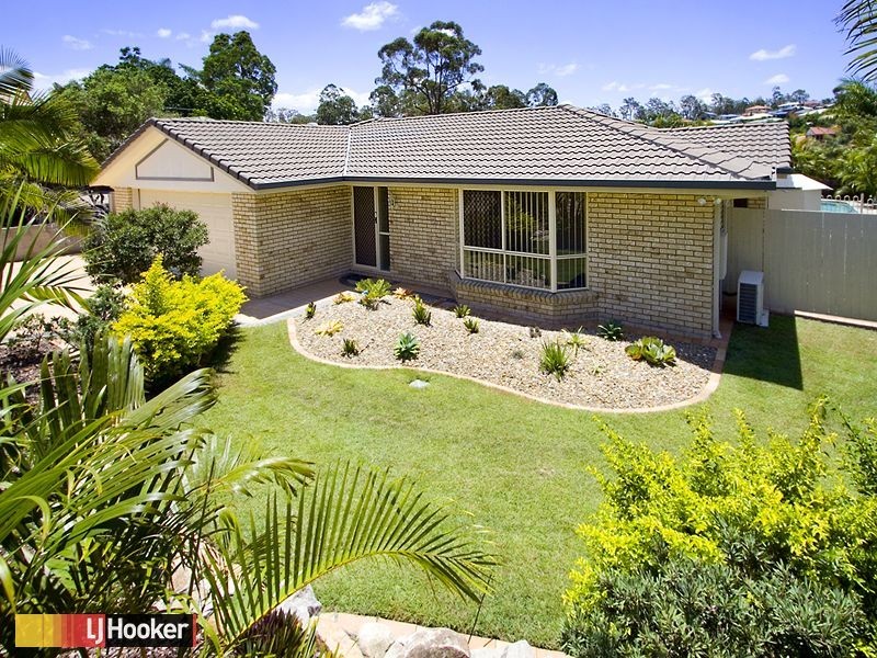 42 Marina Court, Eatons Hill QLD 4037