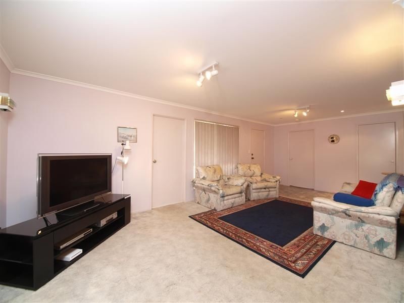 25 Chisholm Court, Albany Creek QLD 4035