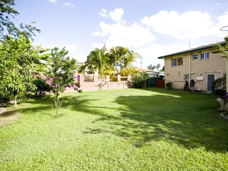 4 Stephen Street, Albany Creek QLD 4035