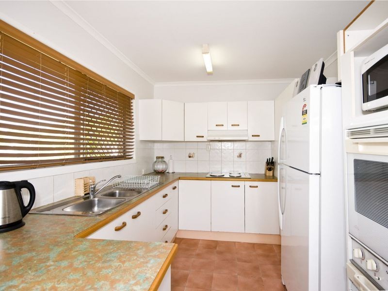 4 Stephen Street, Albany Creek QLD 4035