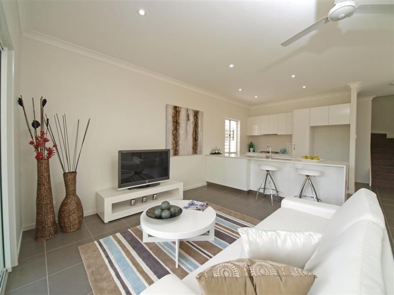 8 Melia Court, Eatons Hill QLD 4037