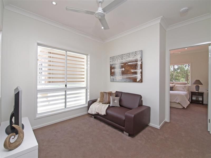 8 Melia Court, Eatons Hill QLD 4037